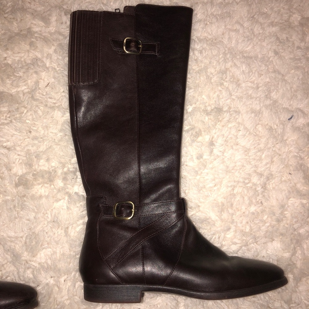 UGG LEATHER RIDING BOOT DARK BROWN SIZE 9